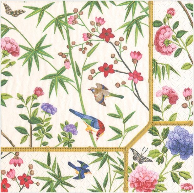 Estampado de inspiración oriental con pájaros exóticos, flores y bambú.