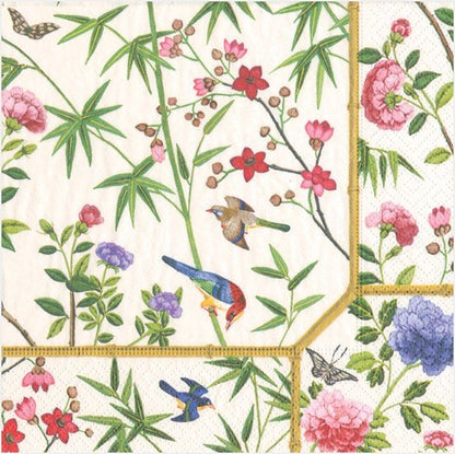 Estampado de inspiración  oriental con pájaros exóticos, flores y bambú.