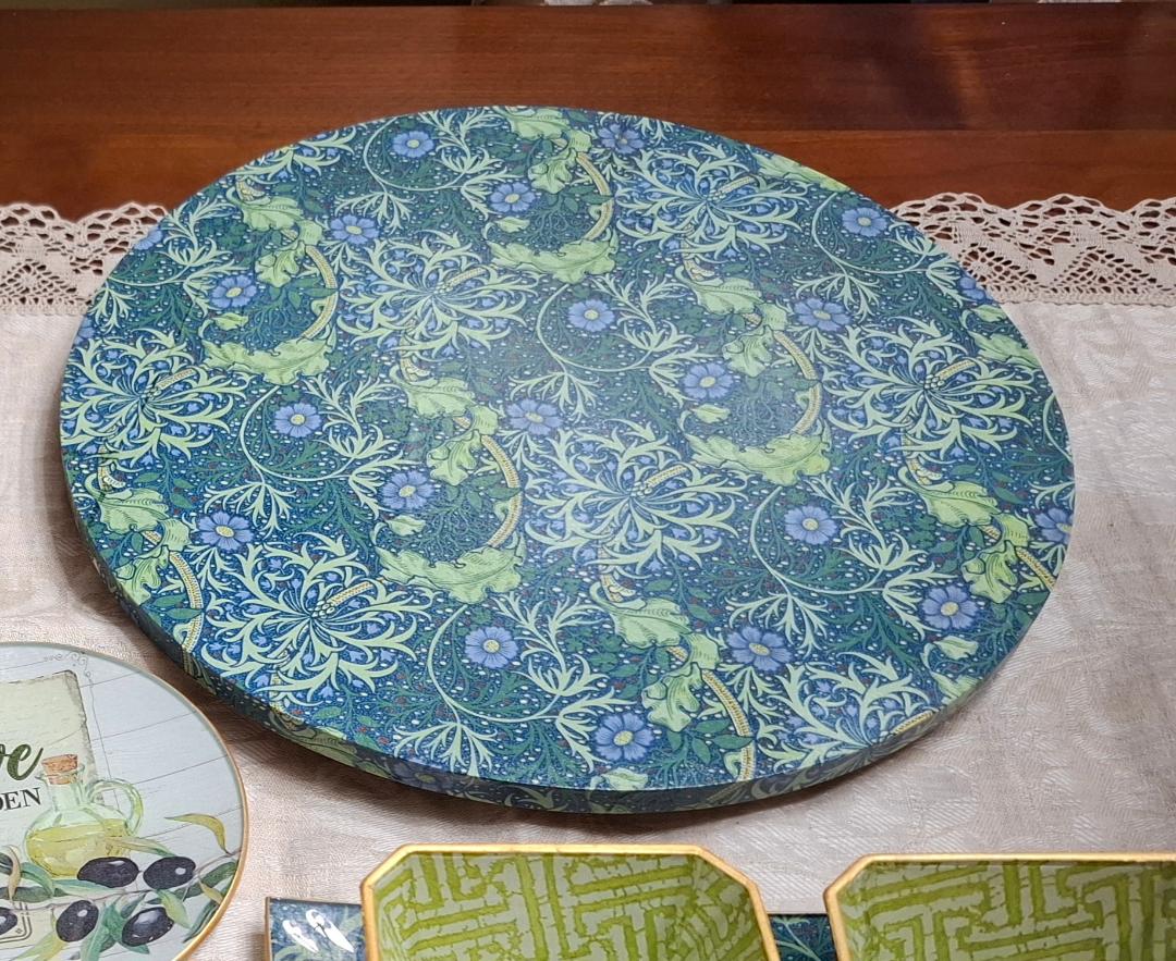 William Morris Acanthus