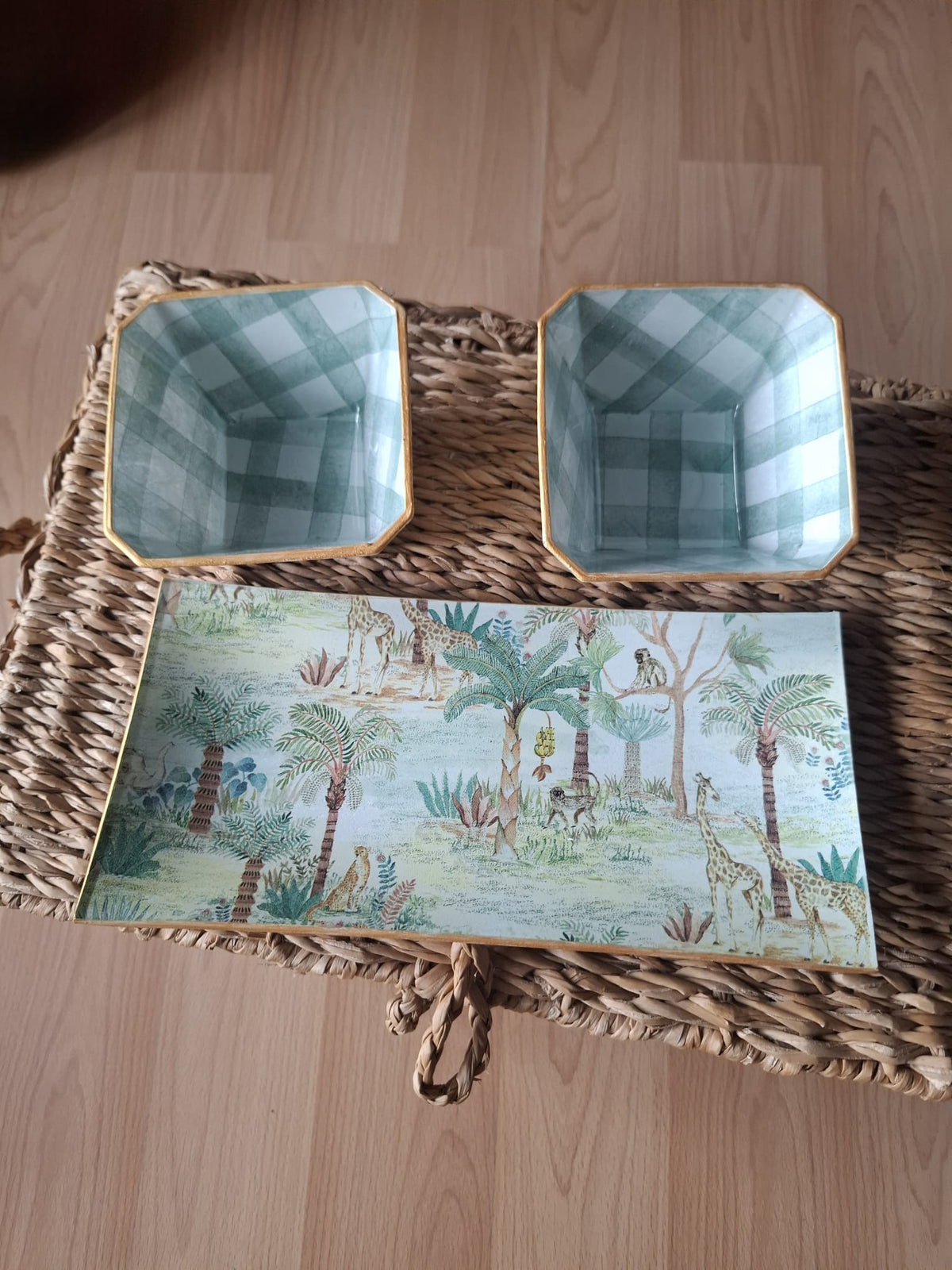 Set de Aperitivos Selva  / Cuadros Vichy verde Tesco