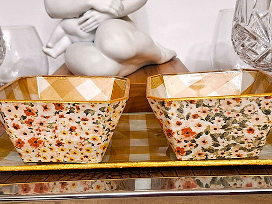 Set de Aperitivos Flores Ocre zh con Bandeja Cuadros Vichy Ocre